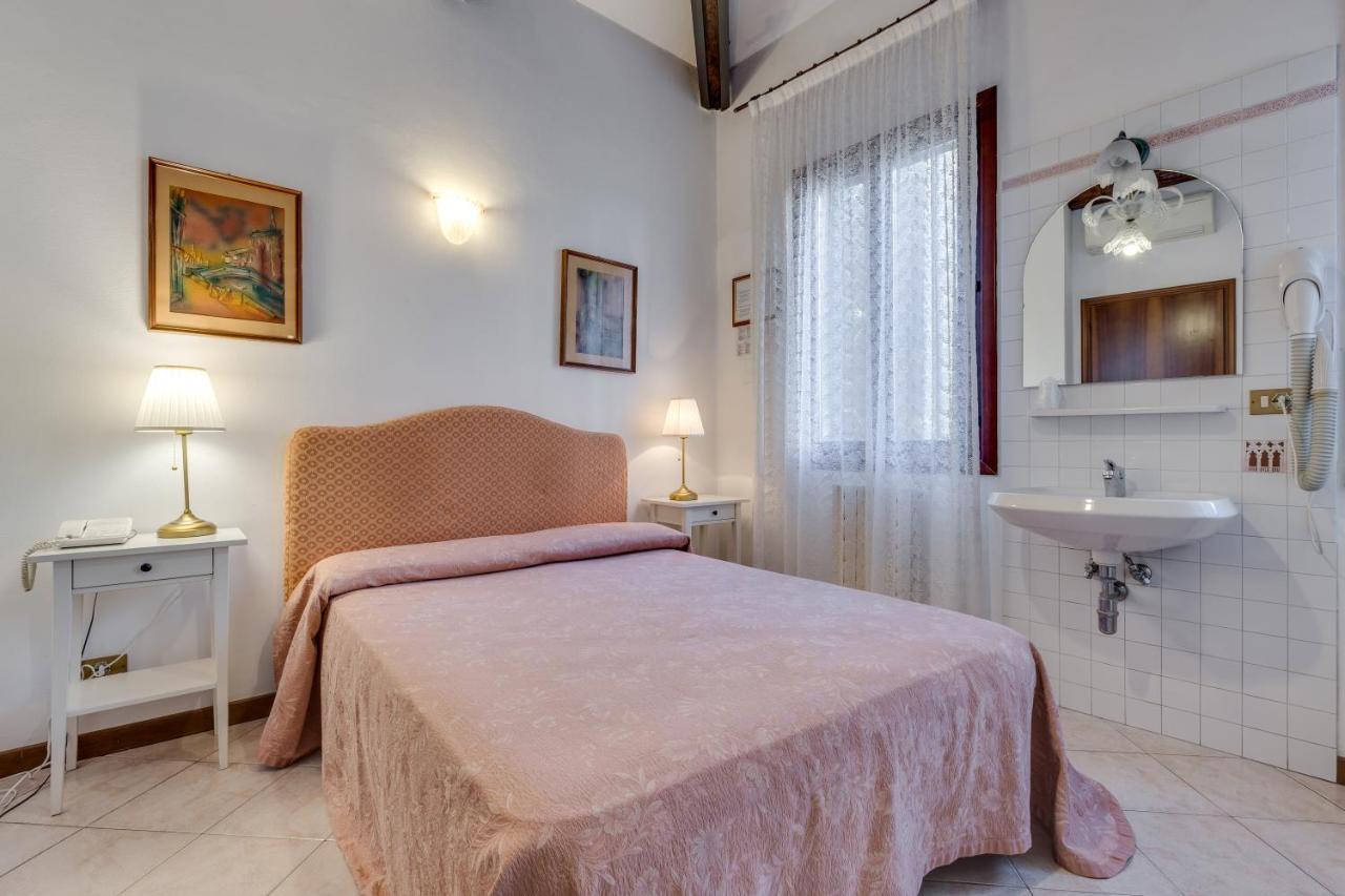 Hotel Bernardi Semenzato เวนิส ภายนอก รูปภาพ