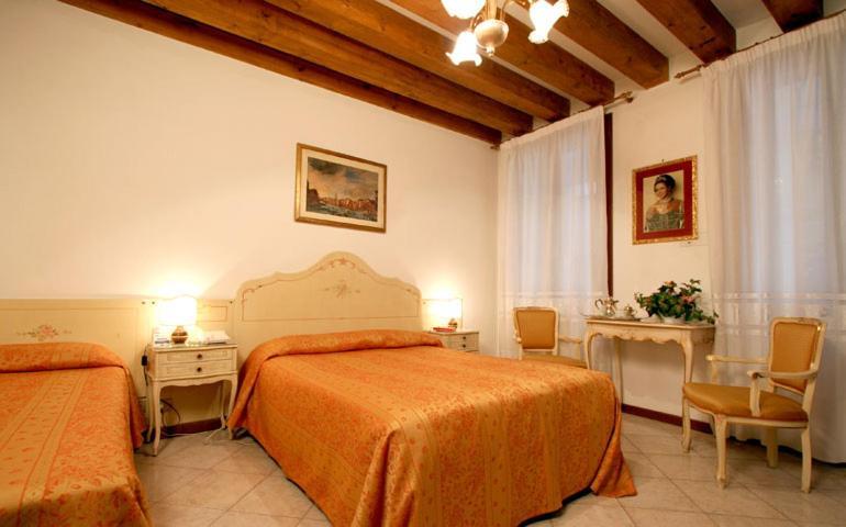 Hotel Bernardi Semenzato เวนิส ภายนอก รูปภาพ