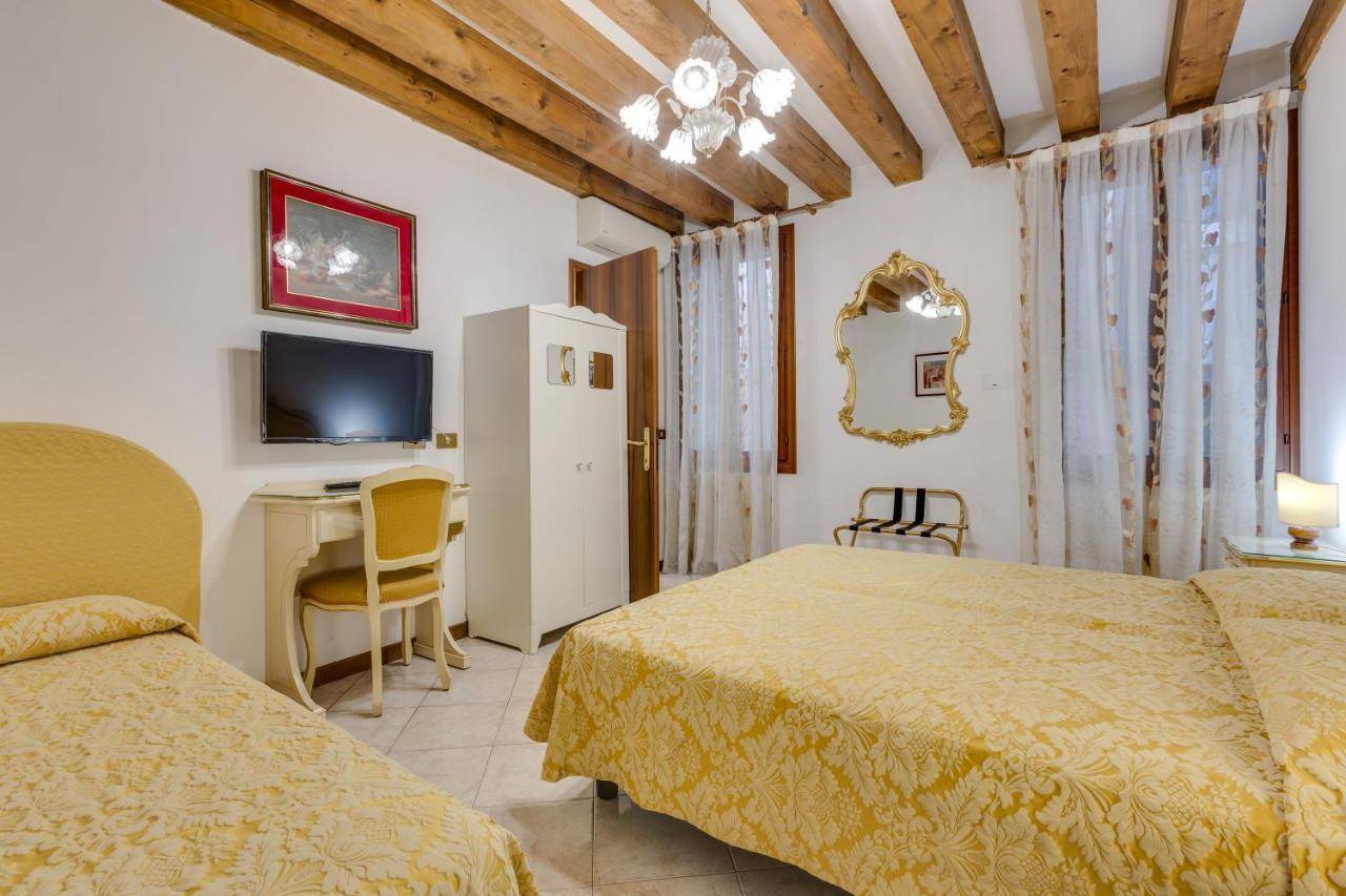 Hotel Bernardi Semenzato เวนิส ภายนอก รูปภาพ